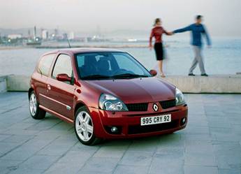 Renault Clio      .